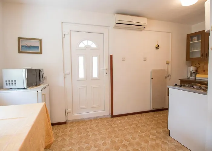 Miroslav Novi Vinodolski