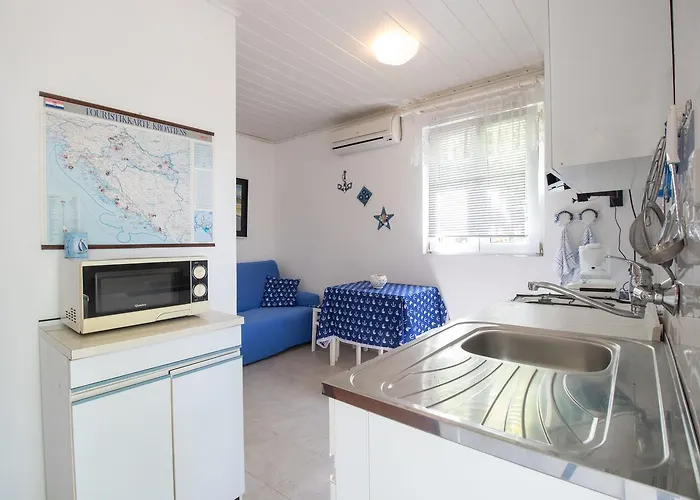 Miroslav * Novi Vinodolski