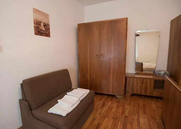 Miroslav Novi Vinodolski